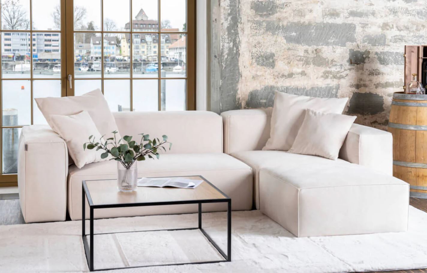 How Do Manufacturer Warranties and Commitments Reflect Sofa Quality?
