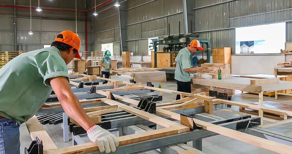 On-site visit at a sofa factory Vietnam, showing real-time frame assembly and hands-on production operations