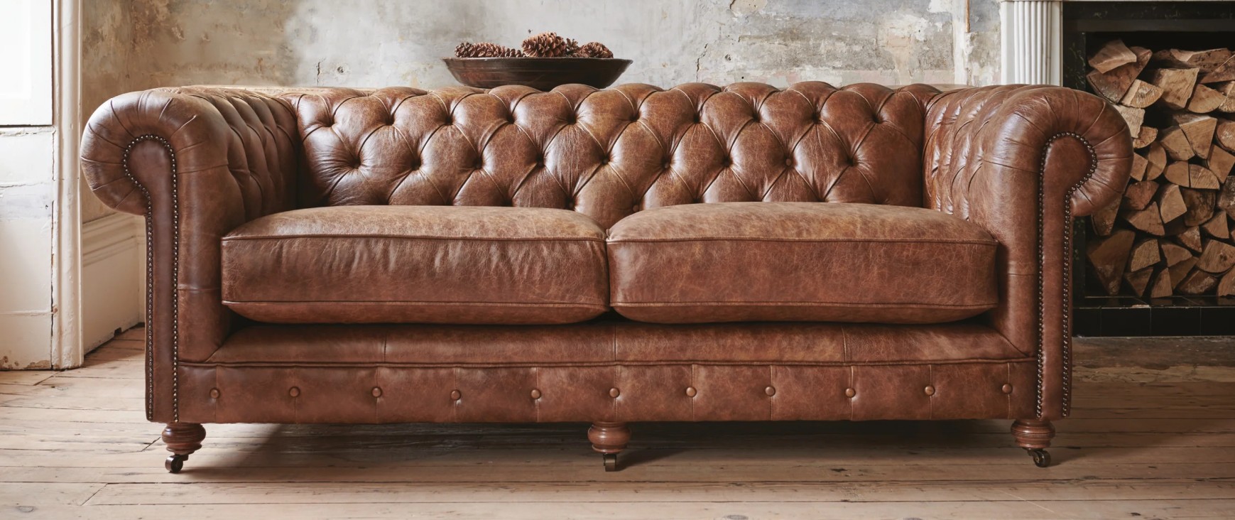 The Role of Genuine Leather Sofas in Today’s Furniture Market