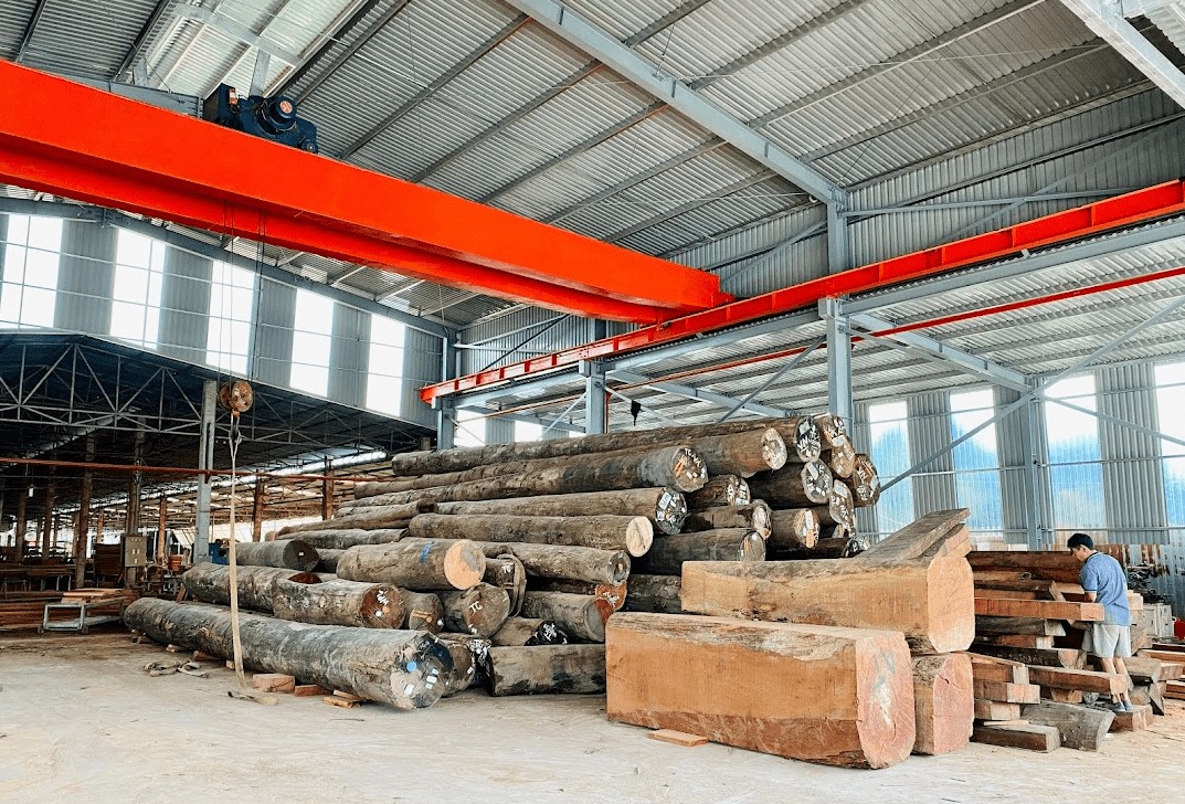 What Is the Average Production Capacity of a Vietnam Furniture Factory